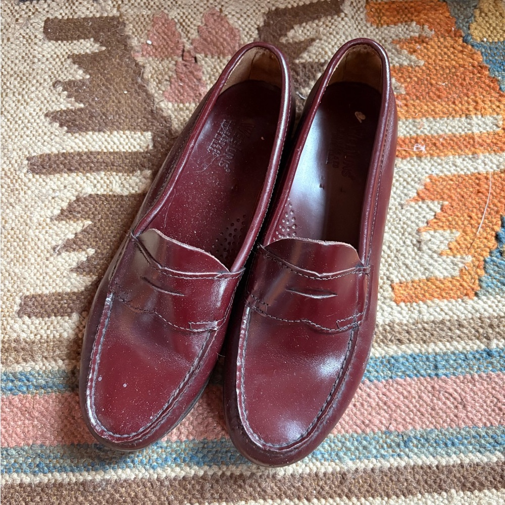 Weejuns Classic Burgundy Leather Loafers